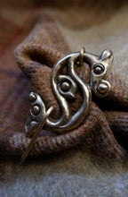 Load image into Gallery viewer, Edinburgh Castle Dragonesque Brooch