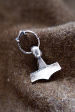 Load image into Gallery viewer, Sejerby Mjolnir/ chunky plain Thors hammer in Sterling silver, Made to order