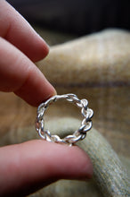 Load image into Gallery viewer, Sterling Silver Twist Ring - UK Size O