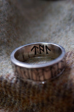 Load image into Gallery viewer, Kingmoor or Greymoorhill Anglo Saxon Runic Ring - UK Size S, T/U