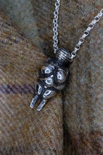 Load image into Gallery viewer, Willendorf Venus pendant