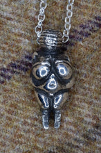 Load image into Gallery viewer, Willendorf Venus pendant