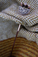 Load image into Gallery viewer, Norries Law Hand Pin