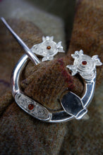 Load image into Gallery viewer, The Galway Brooch