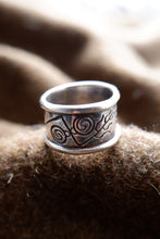 Load image into Gallery viewer, Sterling silver Pictish ring with faceted topaz.
