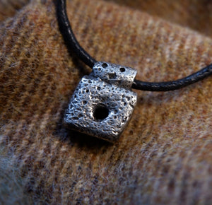 "Buddo" pendant in silver
