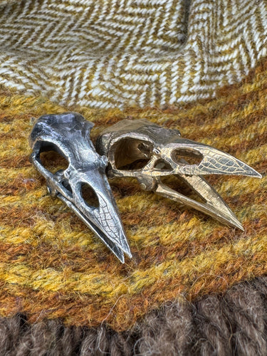 Articulated Carrion Crow Skull pendant