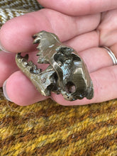 Load image into Gallery viewer, Articulated Wolf Skull pendant