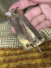 Load image into Gallery viewer, Oppdal Angel brooch