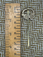 Load image into Gallery viewer, Irish pseudo penannular brooch