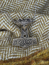 Load image into Gallery viewer, Skane hammer pendant
