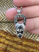 Load image into Gallery viewer, Woden Head Pendant