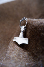 Load image into Gallery viewer, Sejerby Mjolnir/ chunky plain Thors hammer in Sterling silver, Made to order
