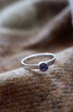 Load image into Gallery viewer, Sterling Silver Ring withAmethyst UK Size O