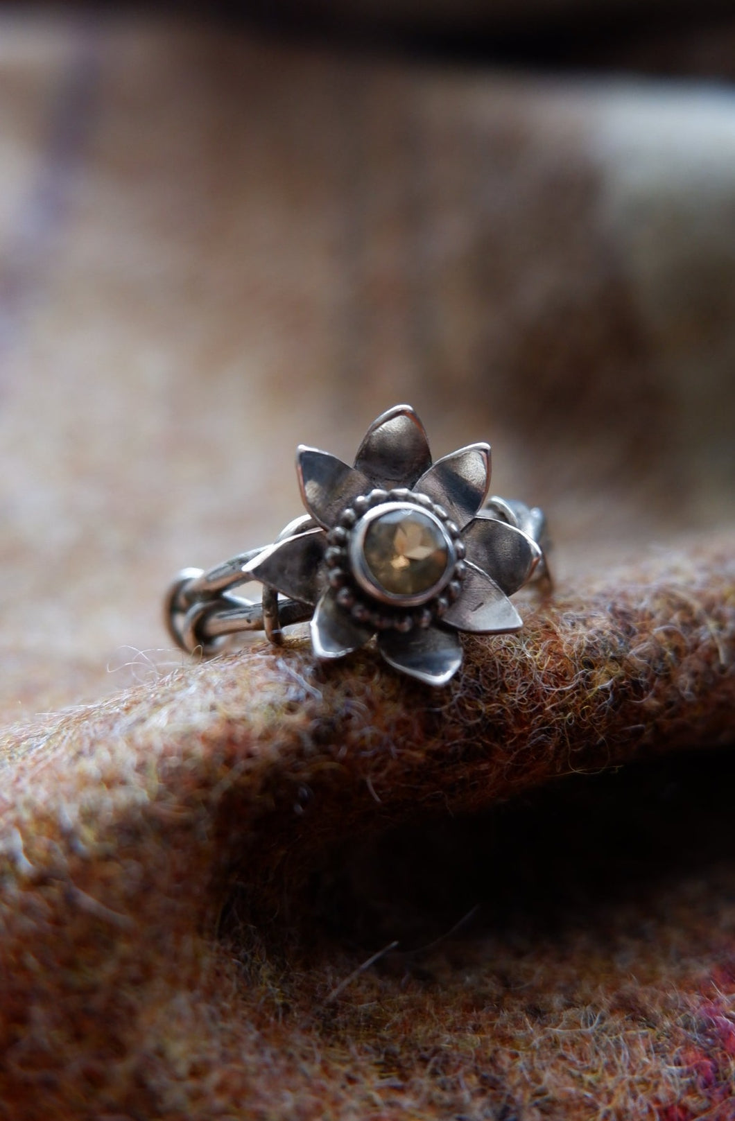 Twisted Sterling Silver Flower Ring with Citrine. UK size O.
