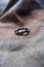 Load image into Gallery viewer, Sterling Silver Twist Ring - UK Size R