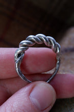 Load image into Gallery viewer, Sterling Silver viking Twist Ring - UK Size Z