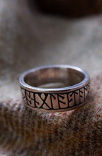 Load image into Gallery viewer, Kingmoor or Greymoorhill Anglo Saxon Runic Ring - UK Size S, T/U