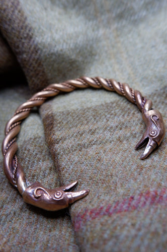 Raven Headed Braided Bracelet in Bronze