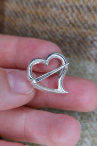 Sterling Silver Luckenbooth Brooch from Aberdeenshire - Rounder Design