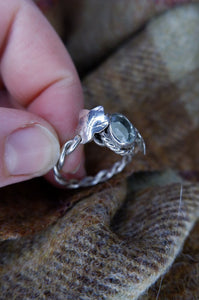 Sterling Silver Ring with Gemstone and Silver Leaves - UK Size T