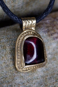 Anglo Saxon Ely Garnet pendant