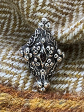 Load image into Gallery viewer, The Montrose Pictish Ring