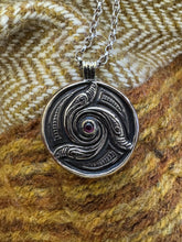 Load image into Gallery viewer, Pendant based on an insular mount