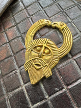 Load image into Gallery viewer, Anglo Saxon Belt Pouch with Fittings