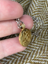 Load image into Gallery viewer, Anglo Saxon Valknut pendant