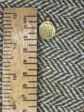 Load image into Gallery viewer, Anglo Saxon Valknut pendant