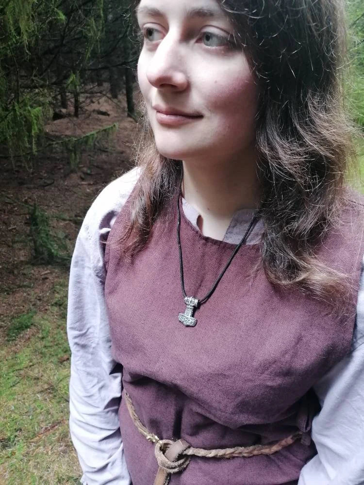 Ödeshög Mjolnir / Thor's Hammer Pendant in Red Bronze