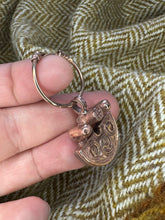 Load image into Gallery viewer, Hand Pin "Hacksilver" pendant