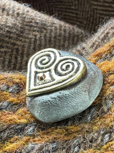Heart mount viking trading weight