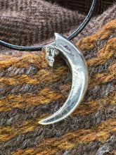 Load image into Gallery viewer, Silver Eagle talon pendant