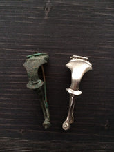 Load image into Gallery viewer, Ancient Roman Trumpet Type Brooch / Fibula Replica in Silver