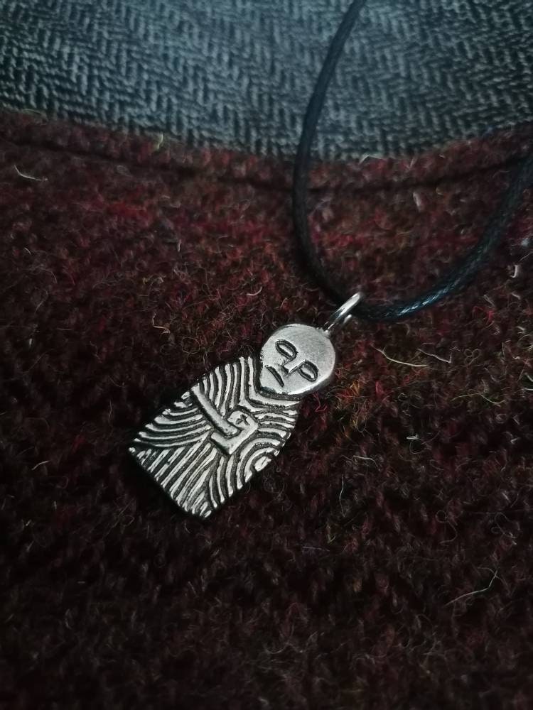 Invergowrie monk pendant in silver.